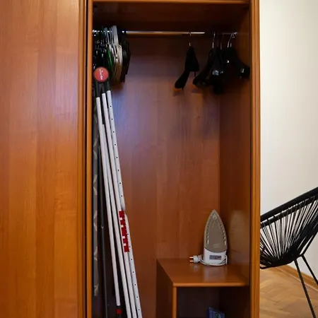 Mokotow - 56m2, Metro Nearby - By Rentujemy Appartement