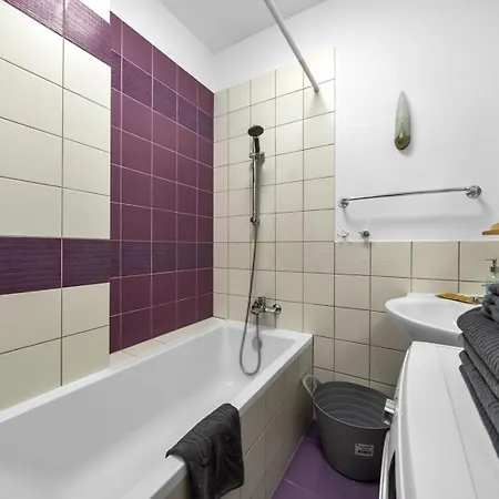 Daire Mokotow - 56m2, Metro Nearby - By Rentujemy Varşova