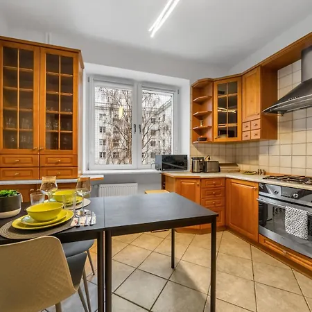 Mokotow - 56m2, Metro Nearby - By Rentujemy