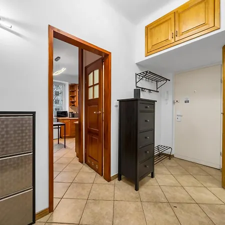 Mokotow - 56m2, Metro Nearby - By Rentujemy Appartement