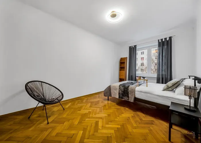 Mokotow - 56m2, Metro Nearby - By Rentujemy Apartment Warsaw