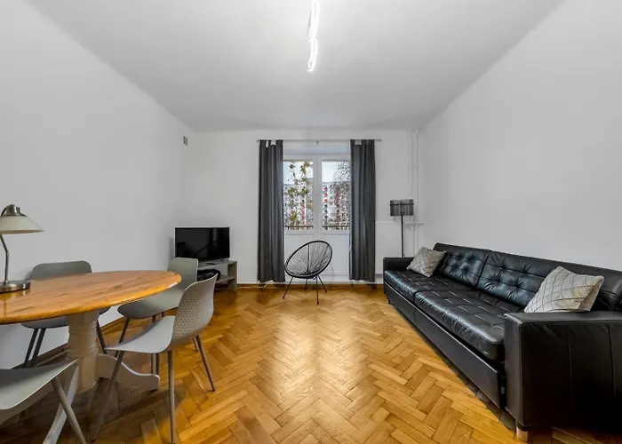 Mokotow - 56m2, Metro Nearby - By Rentujemy * Warszawa