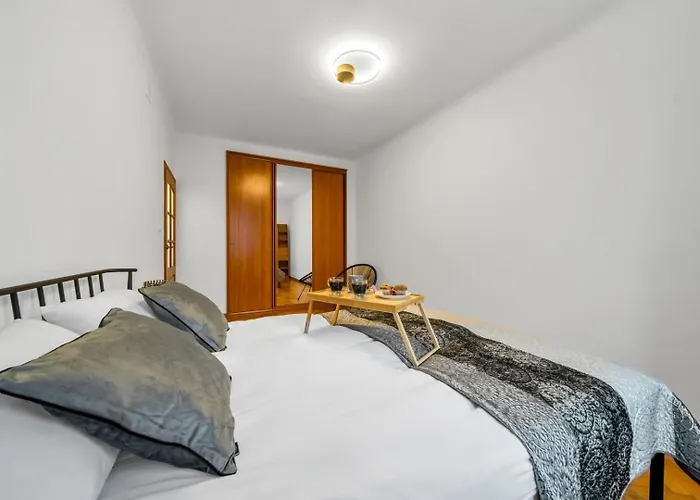 Mokotow - 56m2, Metro Nearby - By Rentujemy