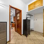 Mokotow - 56m2, Metro Nearby - By Rentujemy Apartmán