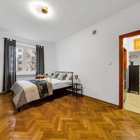 Apartment Mokotow - 56m2, Metro Nearby - By Rentujemy